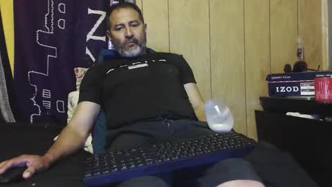 dantehot82 online show from 12.21.25