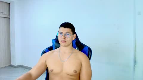 Snapshot of dantraxx chatting on 02.27.26 Dantraxx online show from 02.27.26