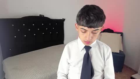 Snapshot of danvianny chatting on 10.11.25 DAN VIANNY online show from 10.11.25