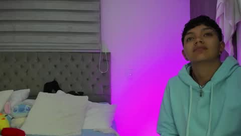   online show from 01.18.25