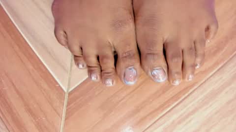 hi im DanyBest Squirter here on cb online show from 01.26.25