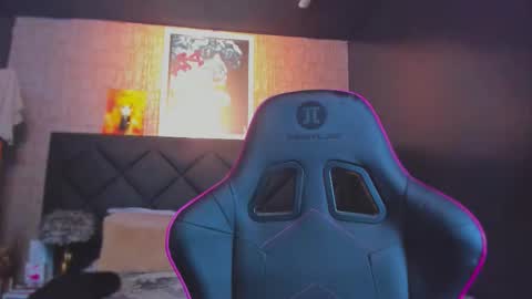 Dany online show from 11.21.25