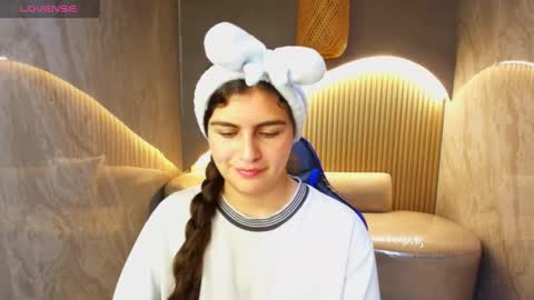 Dany online show from 10.21.25