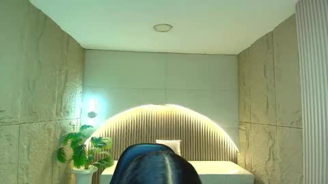 Dany online show from 11.28.25