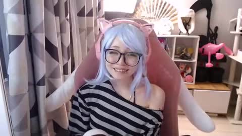 danyelleeyermann online show from 07.09.26