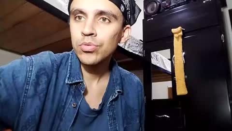 Snapshot of danylano chatting on 02.01.26 Daniel online show from 02.01.26