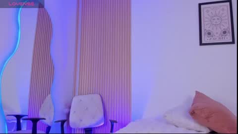 Antonella Mora online show from 02.20.25