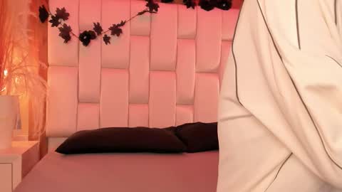 daphne_and_roger online show from 02.07.26