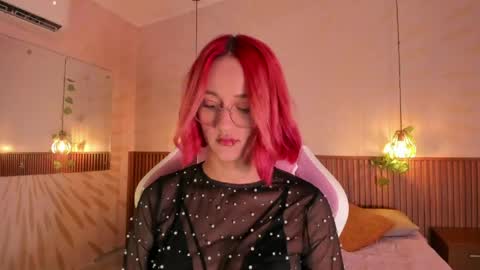 Daphne online show from 04.13.26