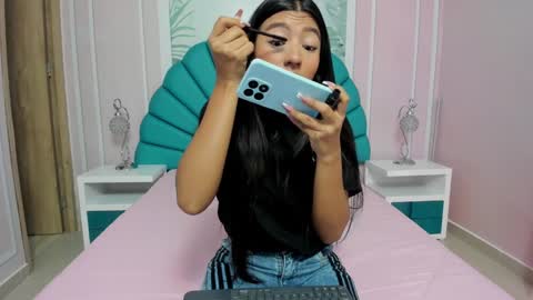 Snapshot of daphne_fox_ chatting on 01.13.25 Daphne  online show from 01.13.25