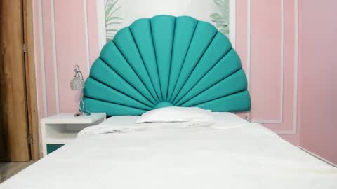 Snapshot of daphne_fox_ chatting on 01.29.25 Daphne  online show from 01.29.25