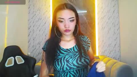 Snapshot of daphne_nicole_b chatting on 07.01.26 daphne_nicole_b online show from 07.01.26