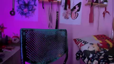 daphneandrade online show from 02.13.25