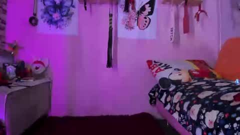 daphneandrade online show from 02.13.25