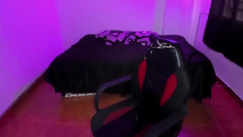 DAPHNE online show from 12.15.24