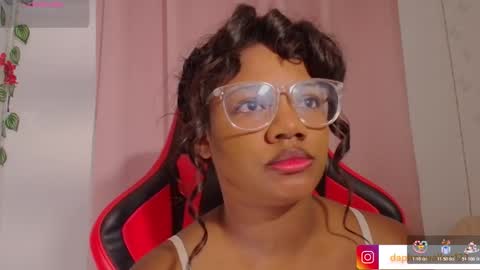 Snapshot of daphnewalker__ chatting on 02.01.26 Daphne online show from 02.01.26