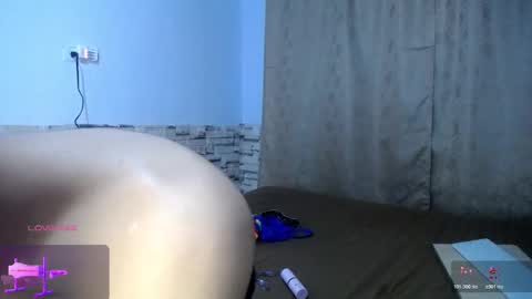 MAX online show from 11.15.25