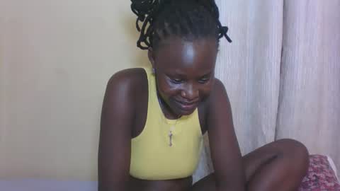 ESTHER online show from 09.15.25