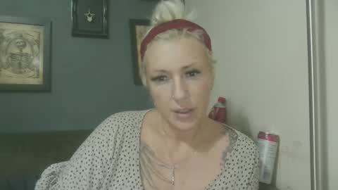 Darcy online show from 01.10.25