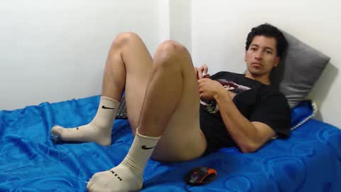 Snapshot of darekgates chatting on 01.14.25 Darekgates online show from 01.14.25