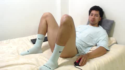 Snapshot of darekgates chatting on 01.16.25 Darekgates online show from 01.16.25