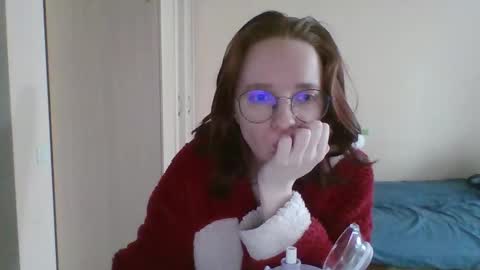 Snapshot of dariena_ chatting on 03.26.26 Darin online show from 03.26.26