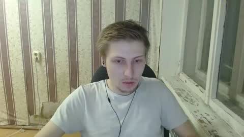 Snapshot of darienlarge chatting on 01.12.25 darienlarge online show from 01.12.25