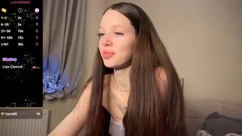 Snapshot of darina_night chatting on 01.29.25 Darina Night online show from 01.29.25