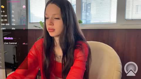 Snapshot of darina_night chatting on 03.12.25 Darina Night online show from 03.12.25