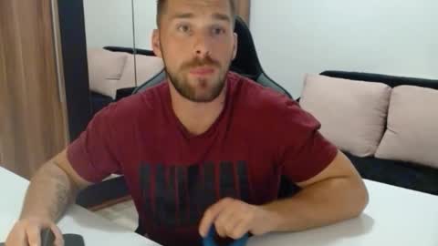 Snapshot of darius_94 chatting on 09.14.25 darius_94 online show from 09.14.25
