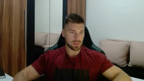 darius_94 online show from 02.19.26