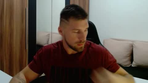 darius_94 online show from 02.19.26
