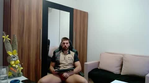 darius_94 online show from 04.06.26
