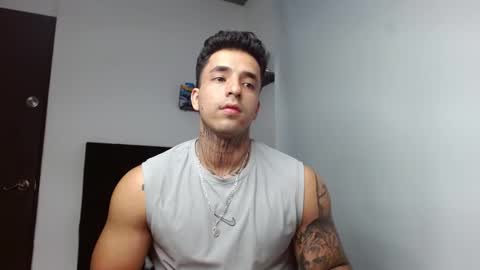 Darius Phoenix  online show from 02.05.26