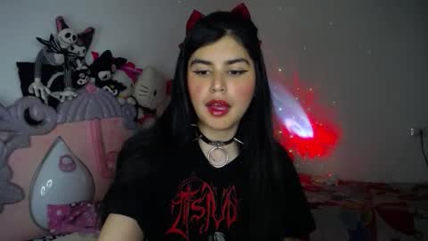 Moony online show from 11.26.25