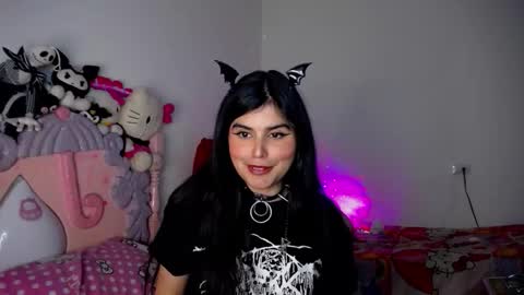 Moony online show from 11.28.25