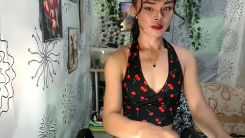 Snapshot of dark_angelxxx94 chatting on 02.24.25 yushico online show from 02.24.25