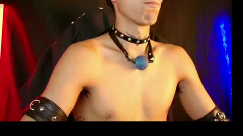 Snapshot of dark_rosse1 chatting on 06.18.26 rosse online show from 06.18.26