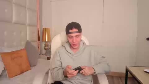 dark_sun333 online show from 09.10.25