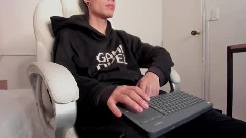 dark_sun333 online show from 09.14.25