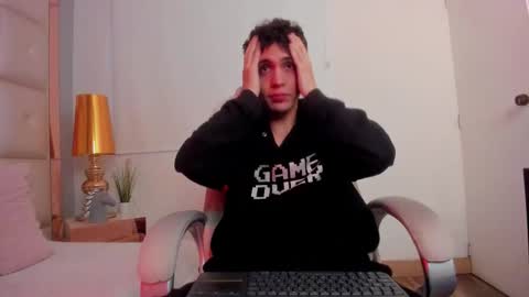 dark_sun333 online show from 10.17.25