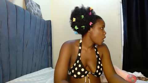 Snapshot of dark_tiffany chatting on 04.16.26 Tiff online show from 04.16.26