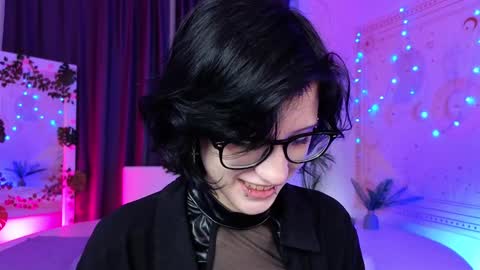 Snapshot of dark_vamp_ chatting on 12.22.24 Vamp online show from 12.22.24