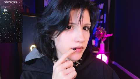 Snapshot of dark_vamp_ chatting on 01.31.25 Vamp online show from 01.31.25
