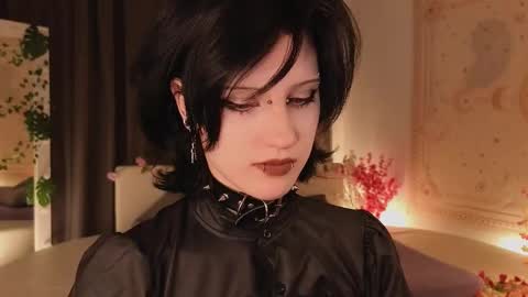 Snapshot of dark_vamp_ chatting on 02.22.25 Vamp online show from 02.22.25