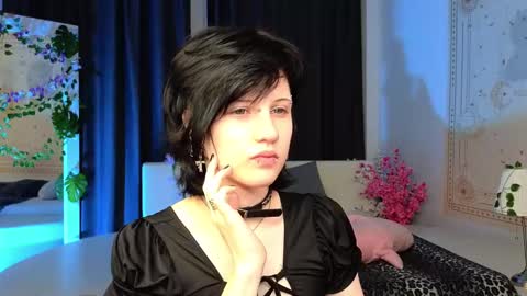 Snapshot of dark_vamp_ chatting on 03.02.25 Vamp online show from 03.02.25