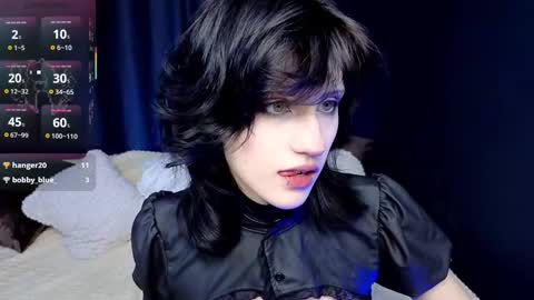 Snapshot of dark_vamp_ chatting on 09.13.25 Vamp online show from 09.13.25