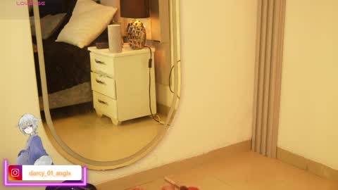 Angel Darcy  online show from 04.01.26