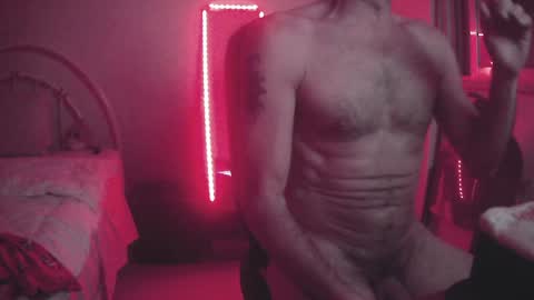 Snapshot of darkdance chatting on 12.29.24 freak soul online show from 12.29.24