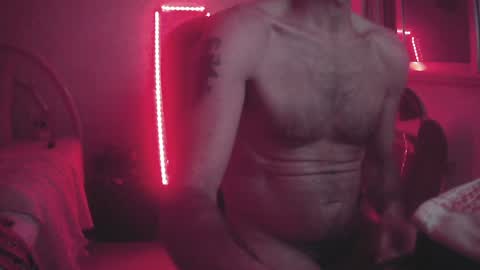 Snapshot of darkdance chatting on 01.02.25 freak soul online show from 01.02.25